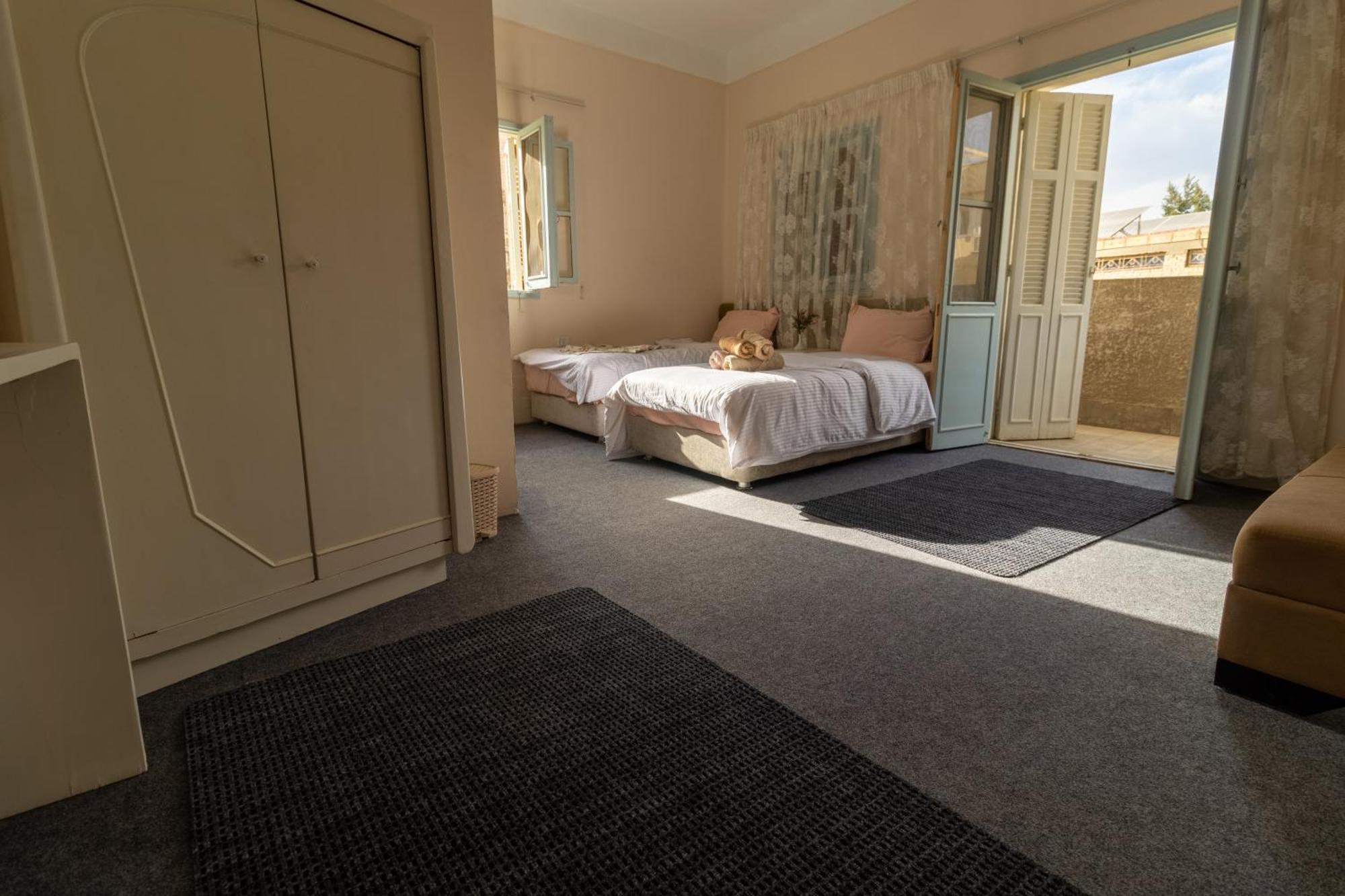 The Grand Pyramids View Hotel Kafrat al Jabal Room photo